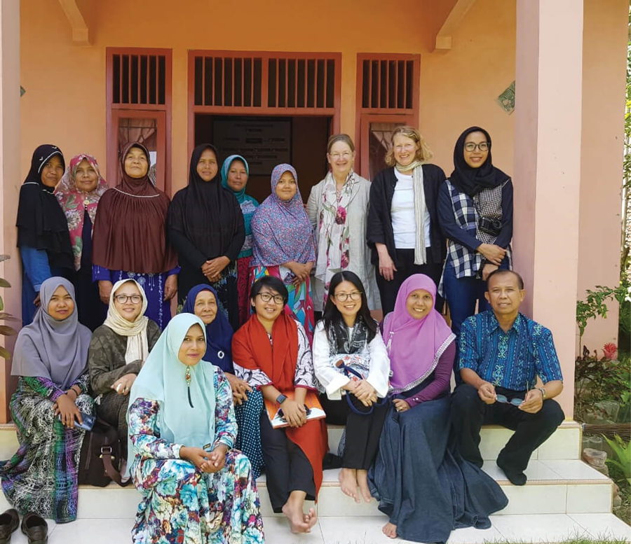 Photo of attendees of the PEKKA meeting held in Besar Aceh